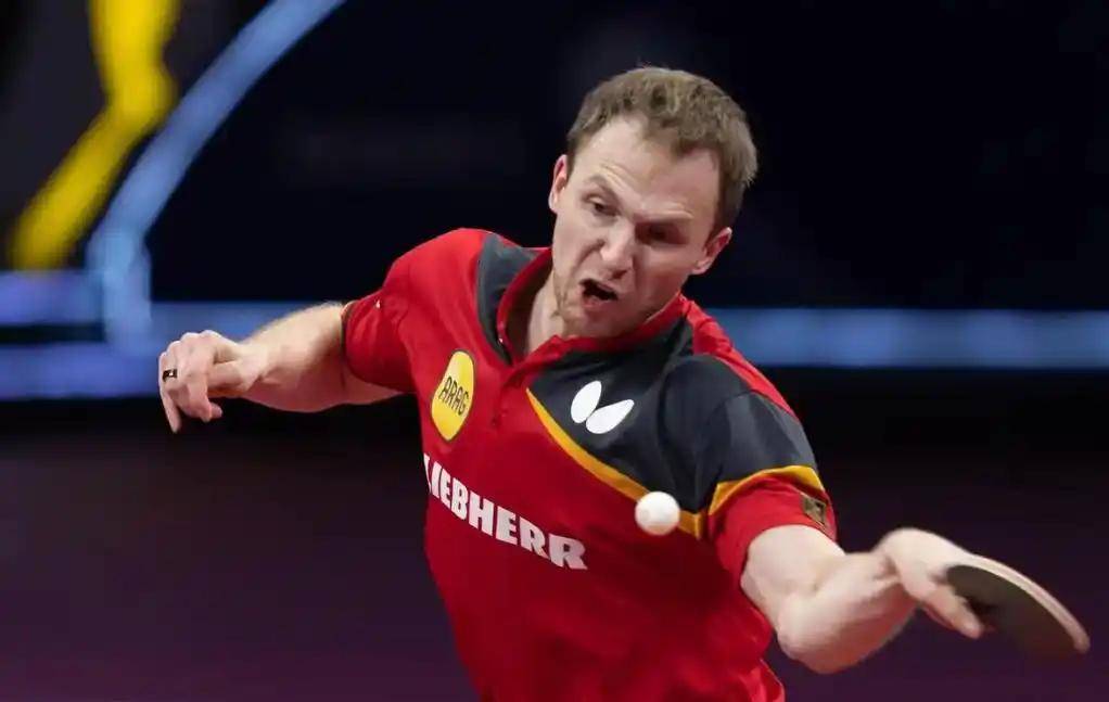 曼签署了一 曼签署了一