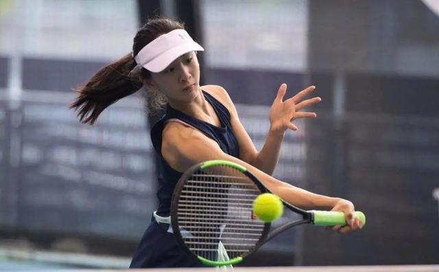 这就是被硬 这就是被硬